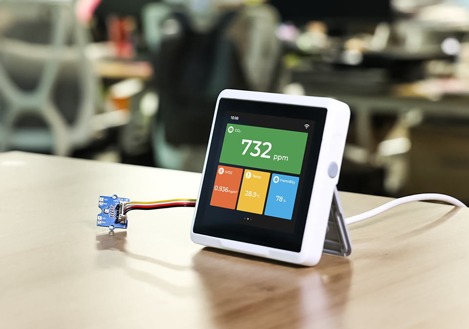 SenseCAP Indicator D1Pro, 4-Inch Touch Screen IoT development platform powered by ESP32S3 & RP2040