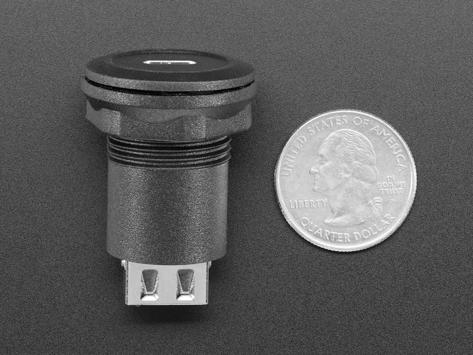 USB C Round Panel Mount Plug showing front port