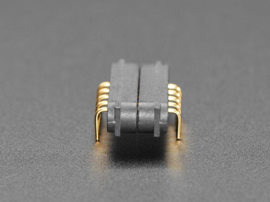 Two separated 5-pin mag connectors