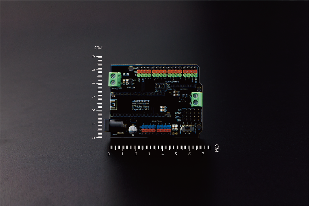 Gravity: Nano I/O Shield for Arduino Nano